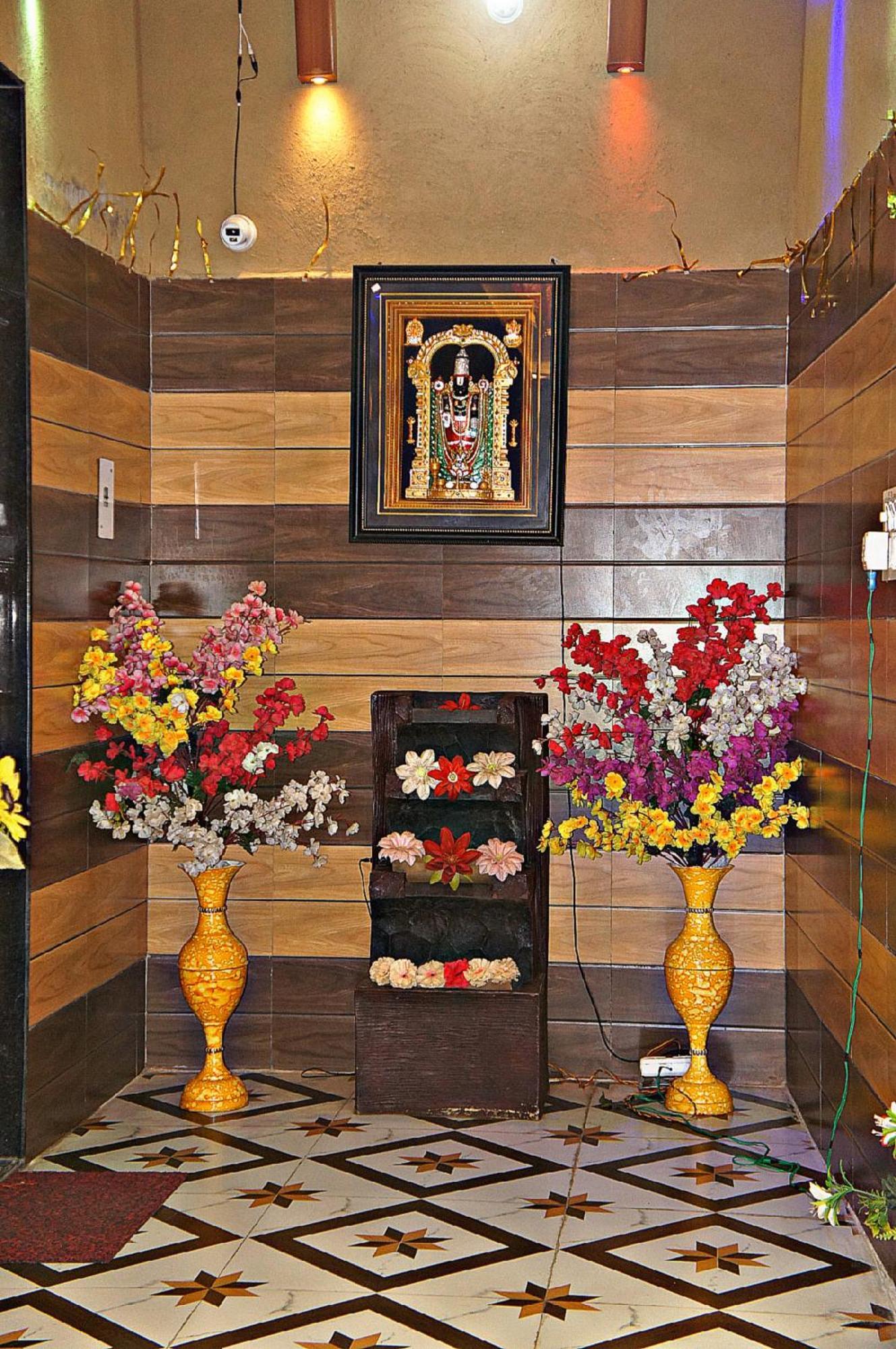 Guest house Tirupati Bhawan Vrindavan